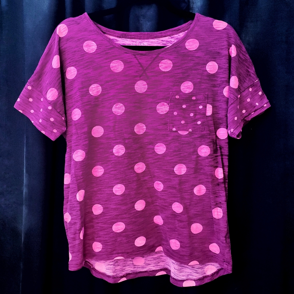 🌵3 for $30🌵 OLD NAVY Magenta Polka Dot T-Shirt